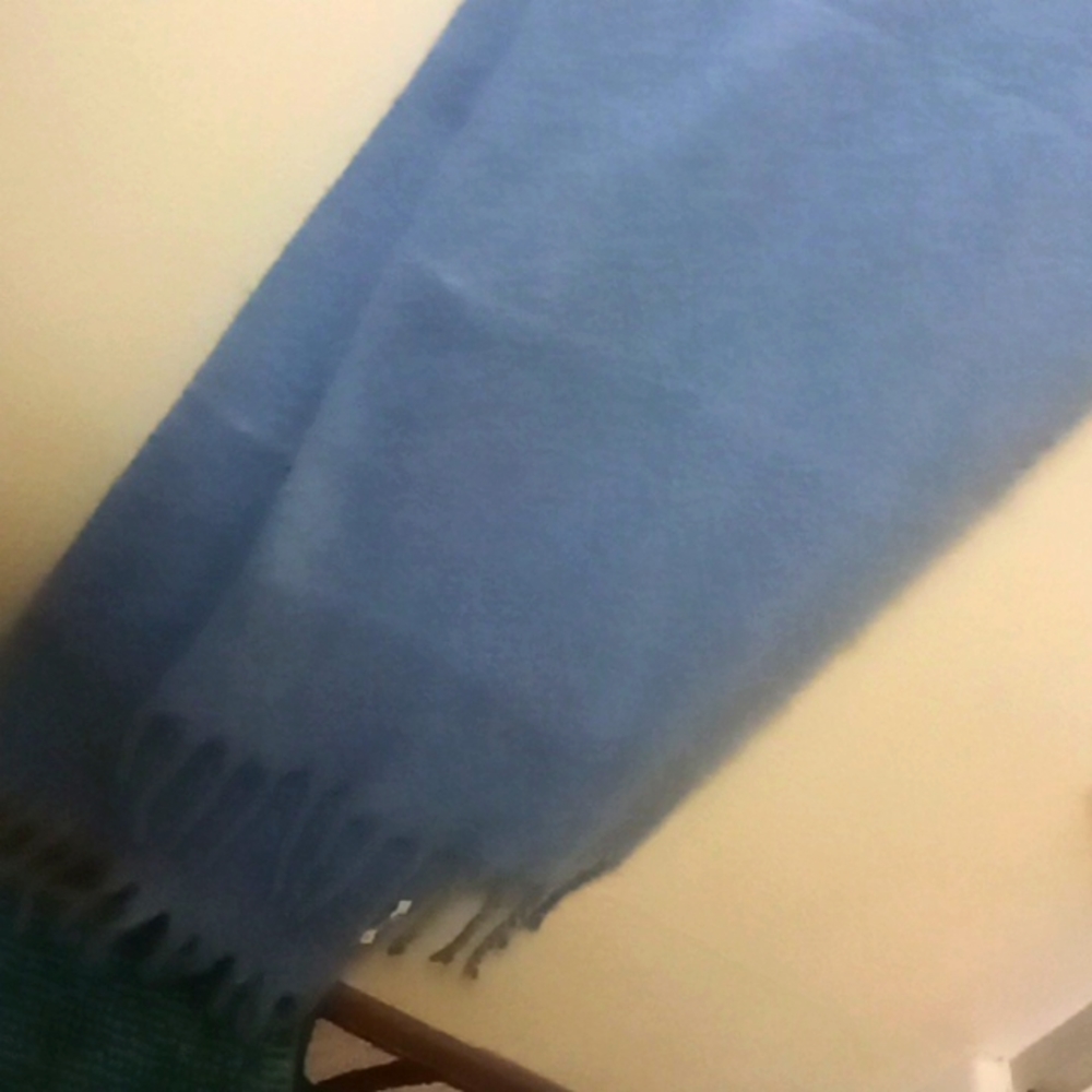 Casmer light blue scarf